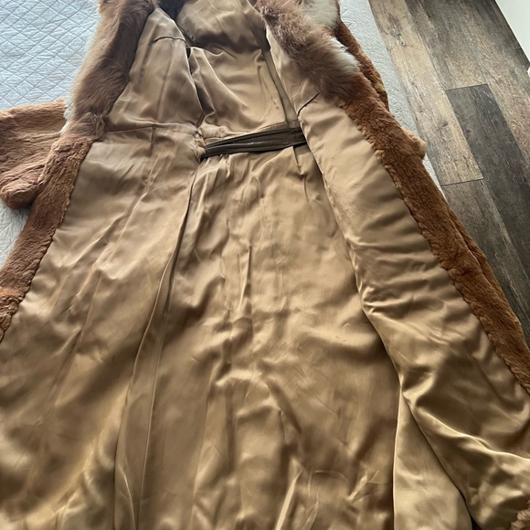 Full length Rabbit coat with Fox collar - Picture 4 of 7